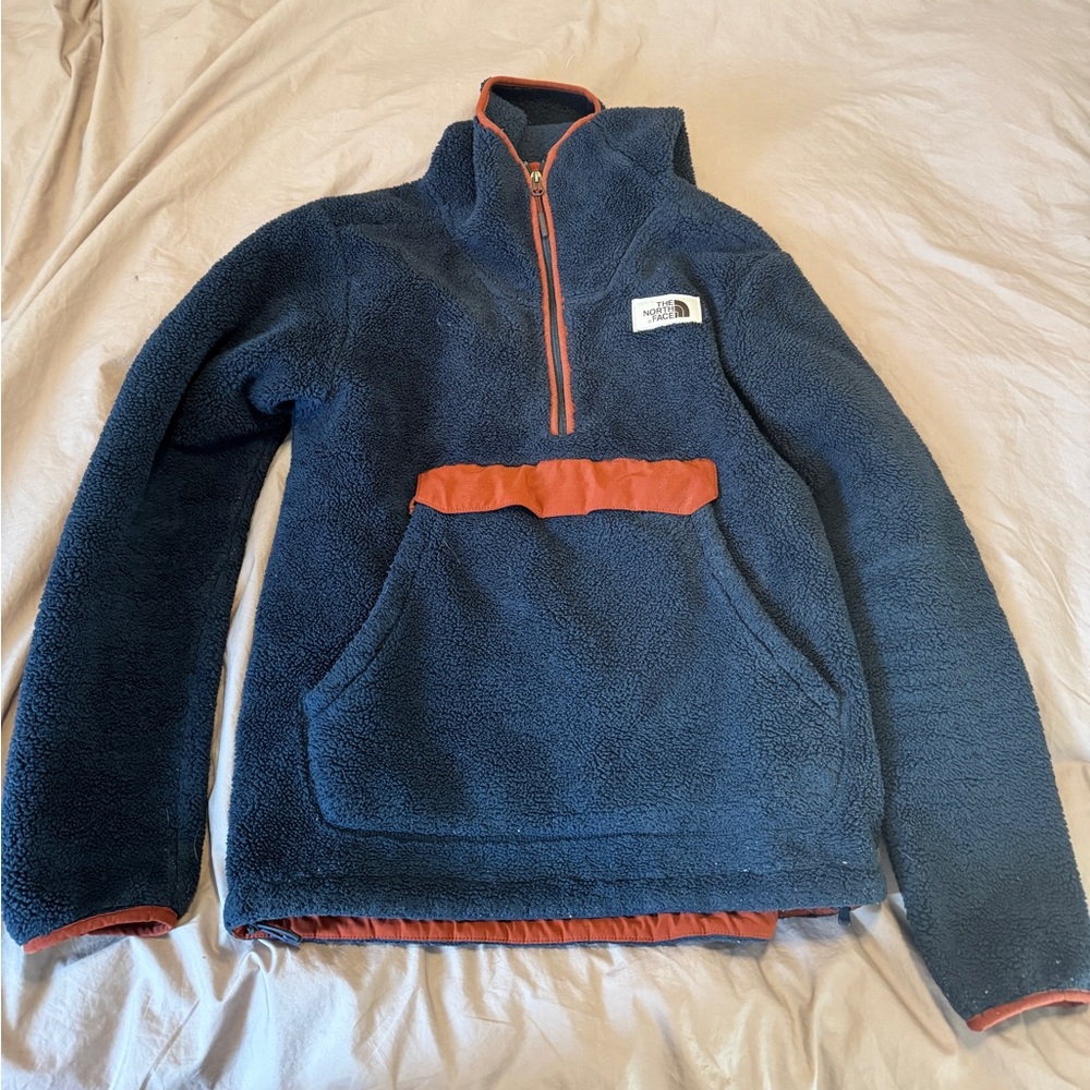 Mens North Face half zip pullover - S